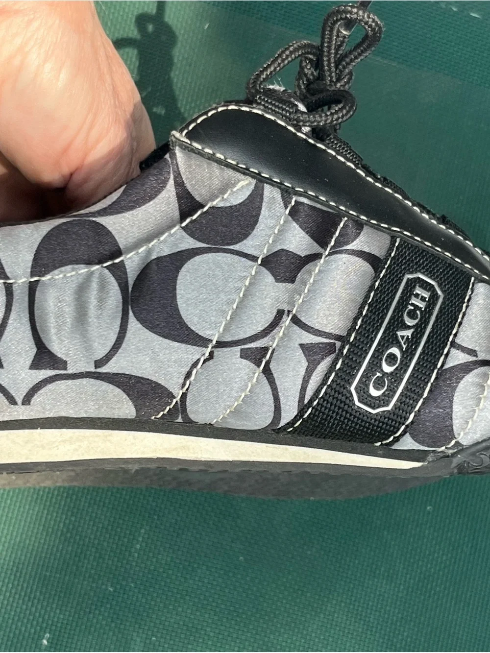 Coach womens sz 7 Black and Gray Signature Pattern Lace-Up Sneakers SPELLOUT,